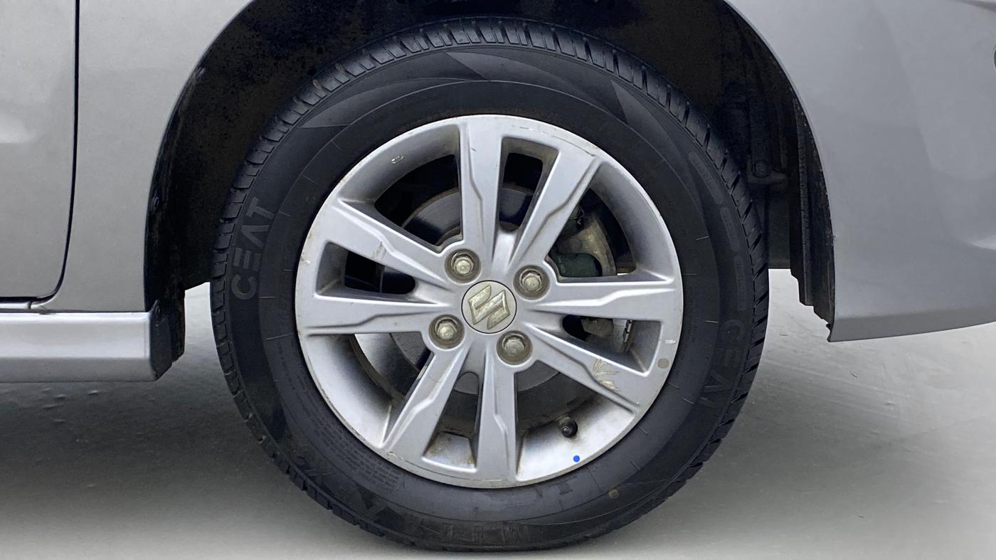 2017 Maruti Wagon R 1.0 VXI+ AMT, Petrol, Automatic, 54,469 km, Right Front Wheel