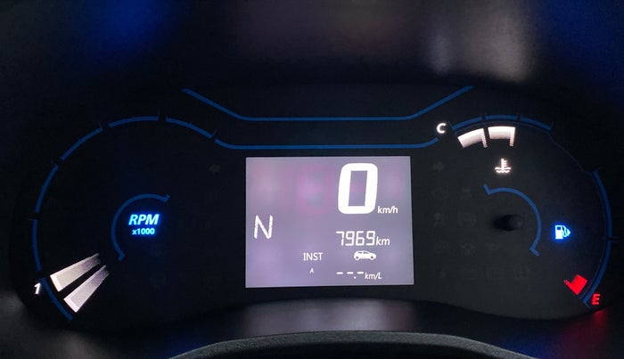 2022 Renault Kwid 1.0 CLIMBER OPT AMT, Petrol, Automatic, 7,969 km, Odometer Image