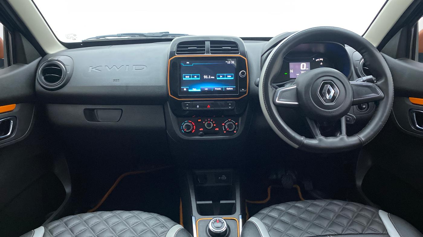 2022 Renault Kwid 1.0 CLIMBER OPT AMT, Petrol, Automatic, 7,969 km, Dashboard