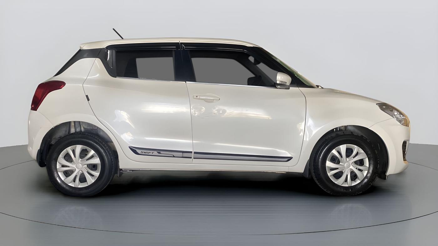 2020 Maruti Swift VXI, Petrol, Manual, 61,107 km, Right Side