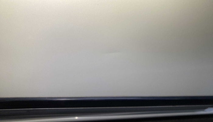 2019 Maruti Dzire VXI AMT, Petrol, Automatic, 41,921 km, Right rear door - Minor scratches