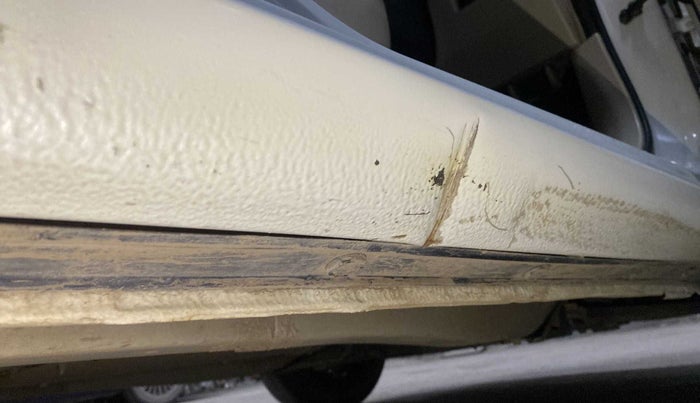 2019 Maruti Dzire VXI AMT, Petrol, Automatic, 41,921 km, Right running board - Slightly dented