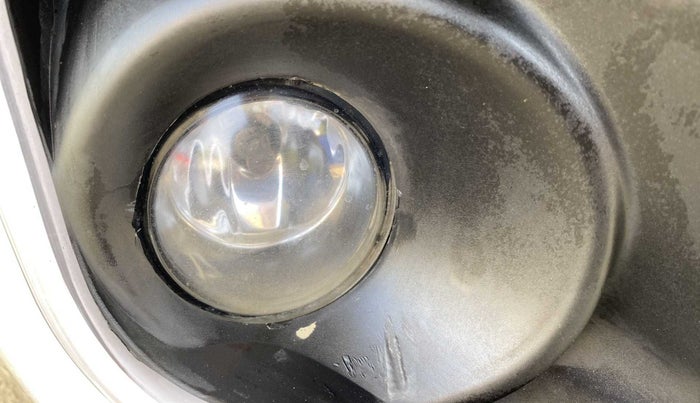2019 Maruti Swift VDI, Diesel, Manual, 47,646 km, Right fog light - Not working