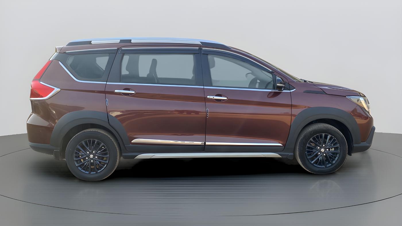 2021 Maruti XL6 ALPHA MT, Petrol, Manual, 40,870 km, Right Side View