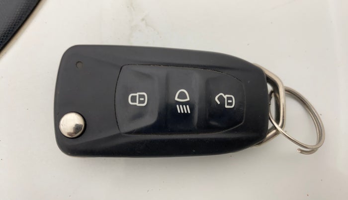 2018 Tata Tiago XZ PETROL, Petrol, Manual, 98,875 km, Key Close Up