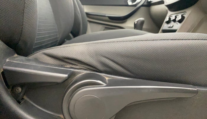 2018 Tata Tiago XZ PETROL, Petrol, Manual, 98,875 km, Driver Side Adjustment Panel