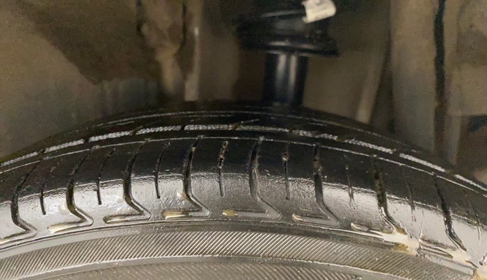 2018 Tata Tiago XZ PETROL, Petrol, Manual, 98,875 km, Left Rear Tyre Tread