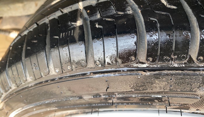 2021 Tata Tiago XT PETROL, Petrol, Manual, 1,40,973 km, Left Rear Tyre Tread