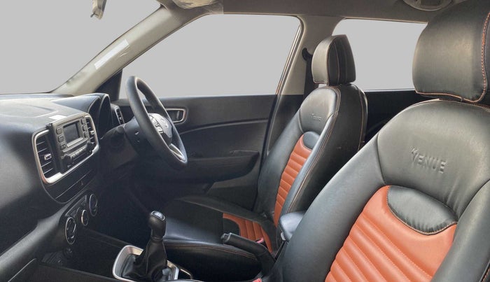 2020 Hyundai VENUE S 1.2, Petrol, Manual, 7,770 km, Right Side Front Door Cabin
