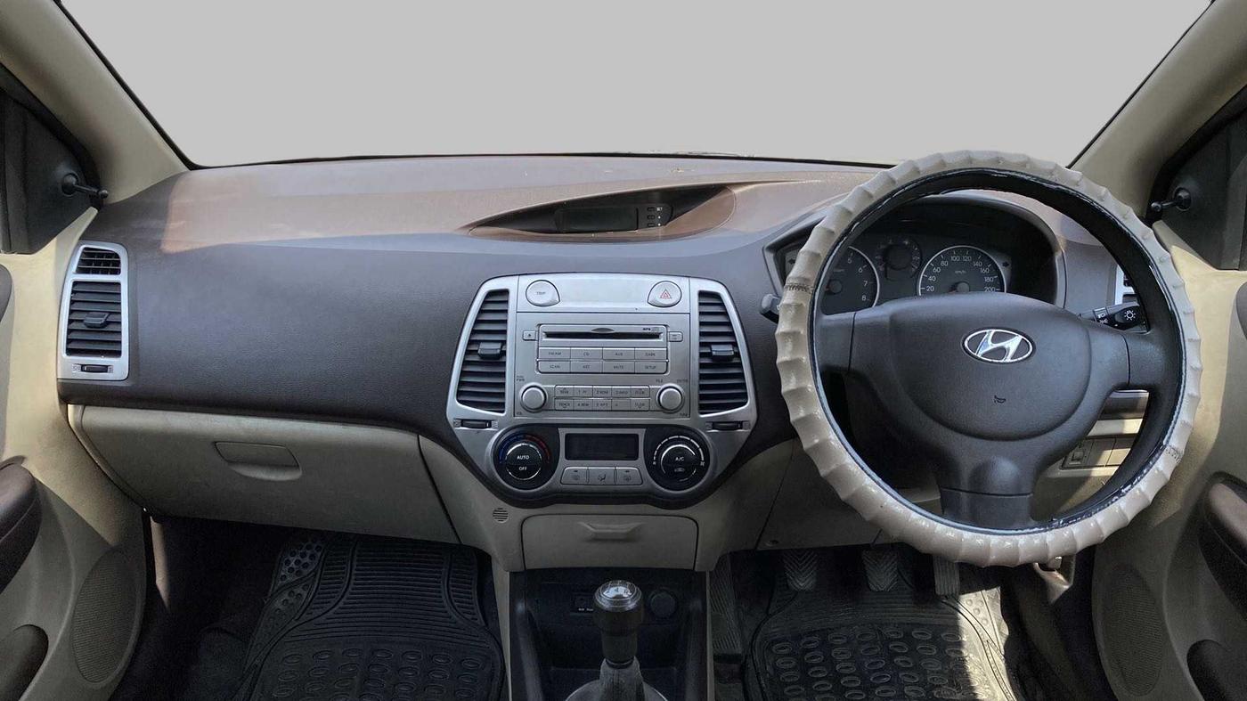 2011 Hyundai i20 MAGNA (O) 1.2, Petrol, Manual, 28,608 km, Dashboard