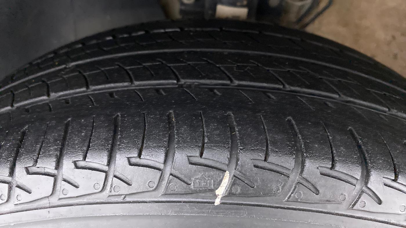 2019 Volkswagen Polo COMFORTLINE  CUP EDITION, Petrol, Manual, 36,003 km, Left Front Tyre Tread