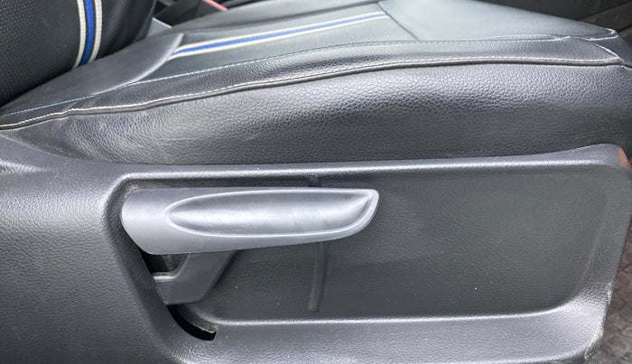 2019 Volkswagen Polo COMFORTLINE  CUP EDITION, Petrol, Manual, 36,003 km, Driver Side Adjustment Panel