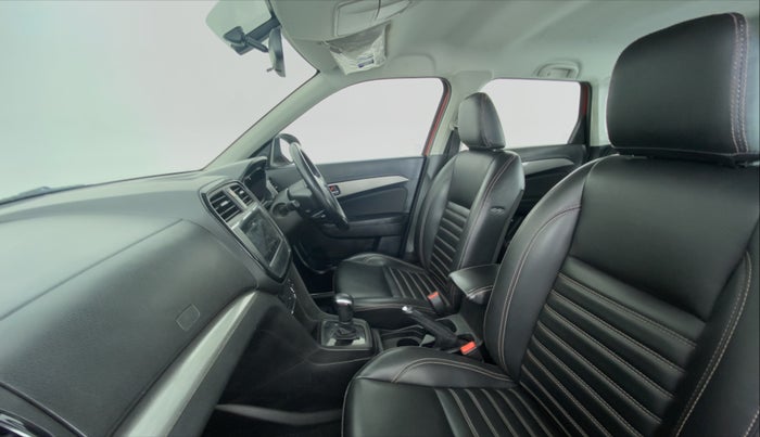 2018 Maruti Vitara Brezza ZDI PLUS AMT, Diesel, Automatic, 36,428 km, Right Side Front Door Cabin