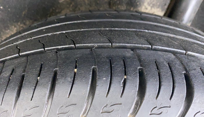 2018 Maruti Vitara Brezza ZDI PLUS AMT, Diesel, Automatic, 36,428 km, Left Rear Tyre Tread