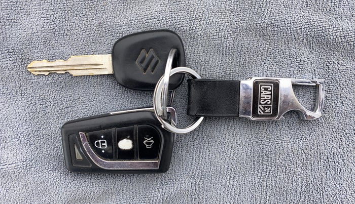 2019 Maruti Alto K10 VXI P, Petrol, Manual, 53,883 km, Key Close Up
