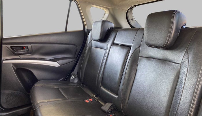 2017 Maruti S Cross ALPHA 1.3, Diesel, Manual, 99,360 km, Right Side Rear Door Cabin