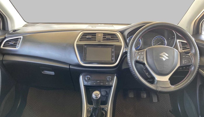2017 Maruti S Cross ALPHA 1.3, Diesel, Manual, 99,360 km, Dashboard