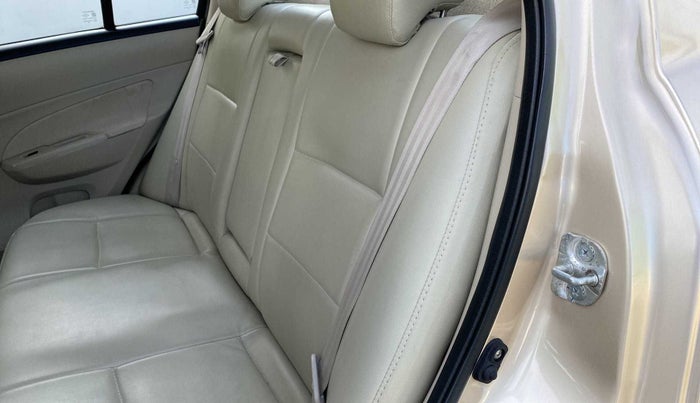 2014 Maruti Swift Dzire VXI, Petrol, Manual, 24,389 km, Second-row left seat - Retractor not working