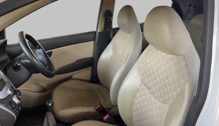 2018 Hyundai Eon MAGNA +, Petrol, Manual, 21,383 km, Right Side Front Door Cabin