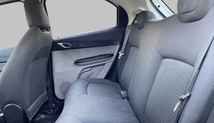 2018 Tata Tiago XZA PETROL, Petrol, Automatic, 44,715 km, Right Side Rear Door Cabin