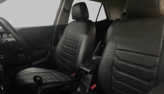 2019 Hyundai VENUE S 1.2, Petrol, Manual, 34,495 km, Right Side Front Door Cabin