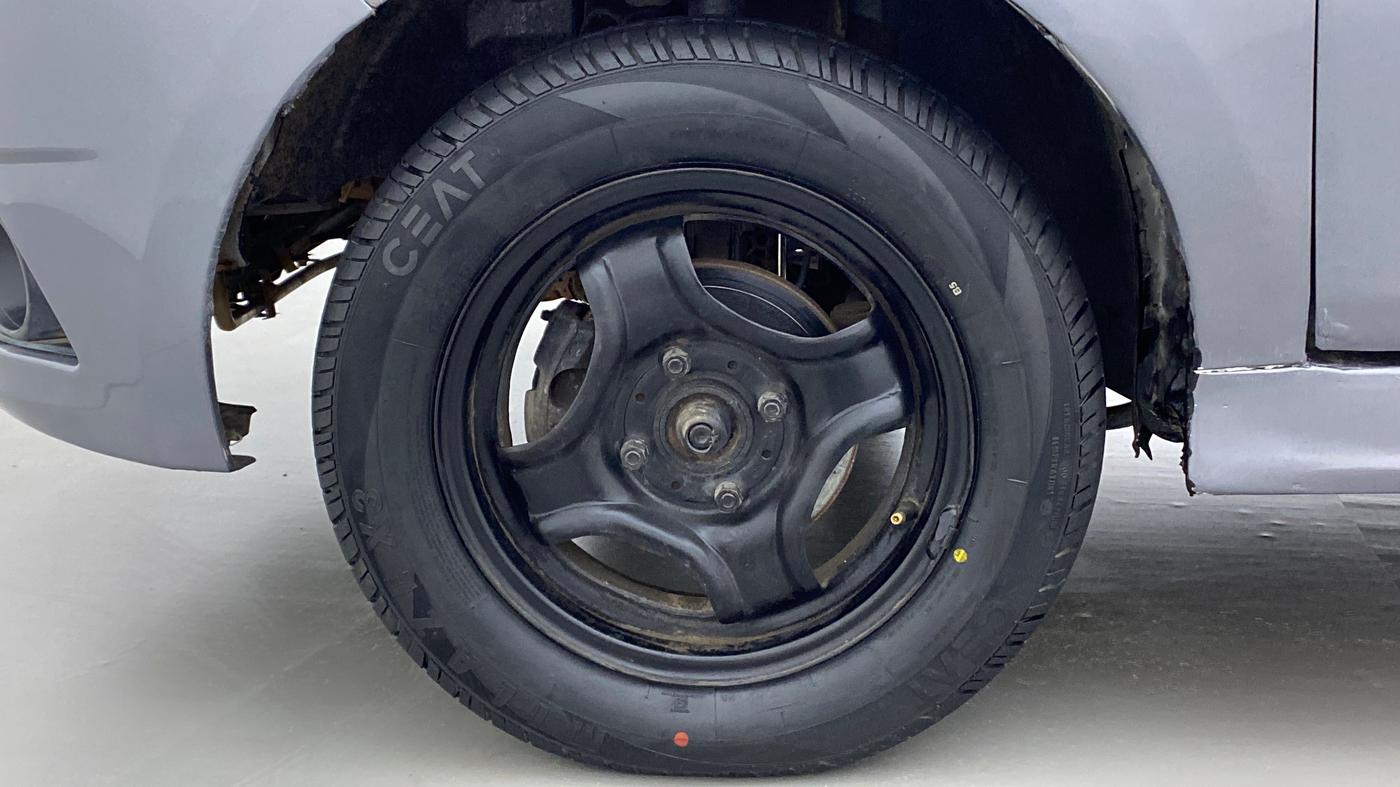 2019 Tata Tiago XT 1.2 REVOTRON, Petrol, Manual, 30,396 km, Left Front Wheel