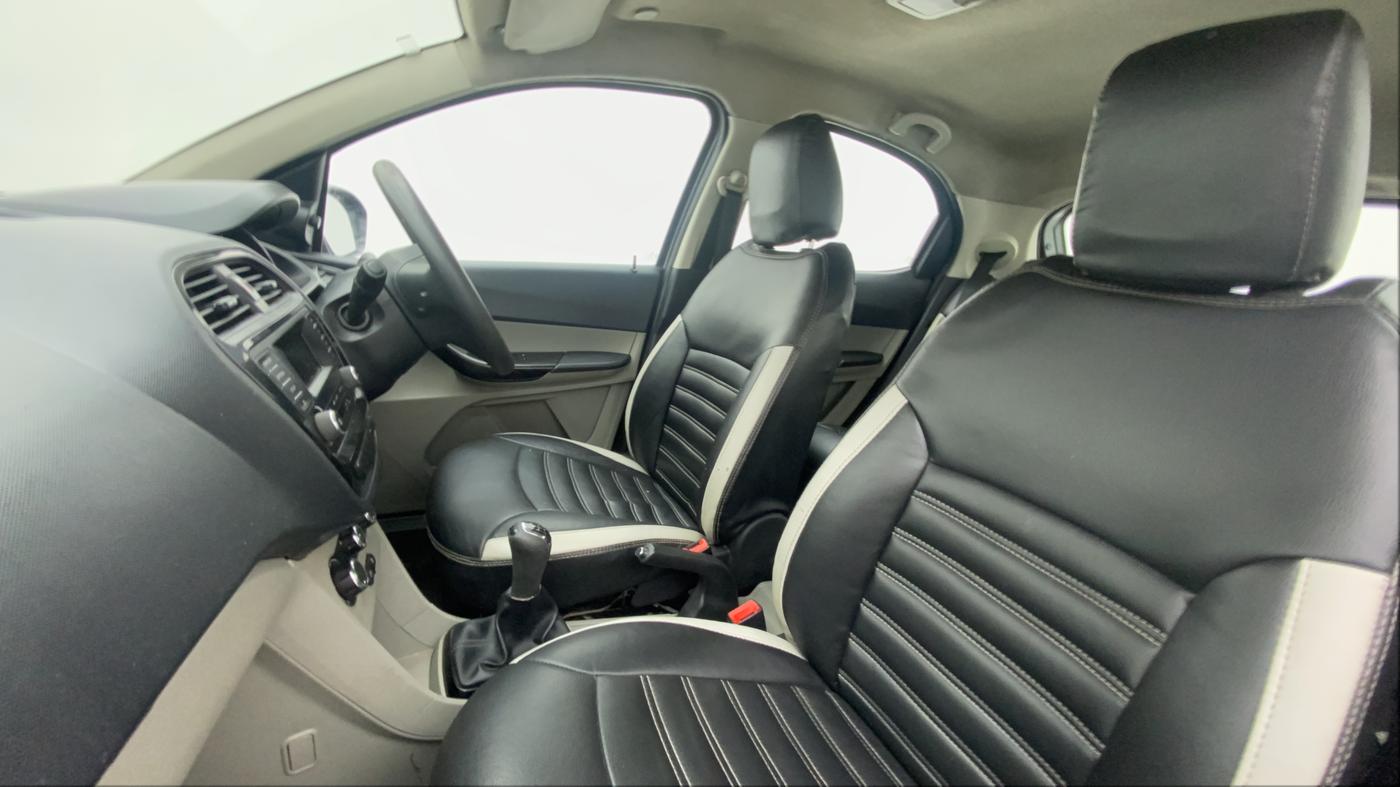2019 Tata Tiago XT 1.2 REVOTRON, Petrol, Manual, 30,396 km, Right Side Front Door Cabin