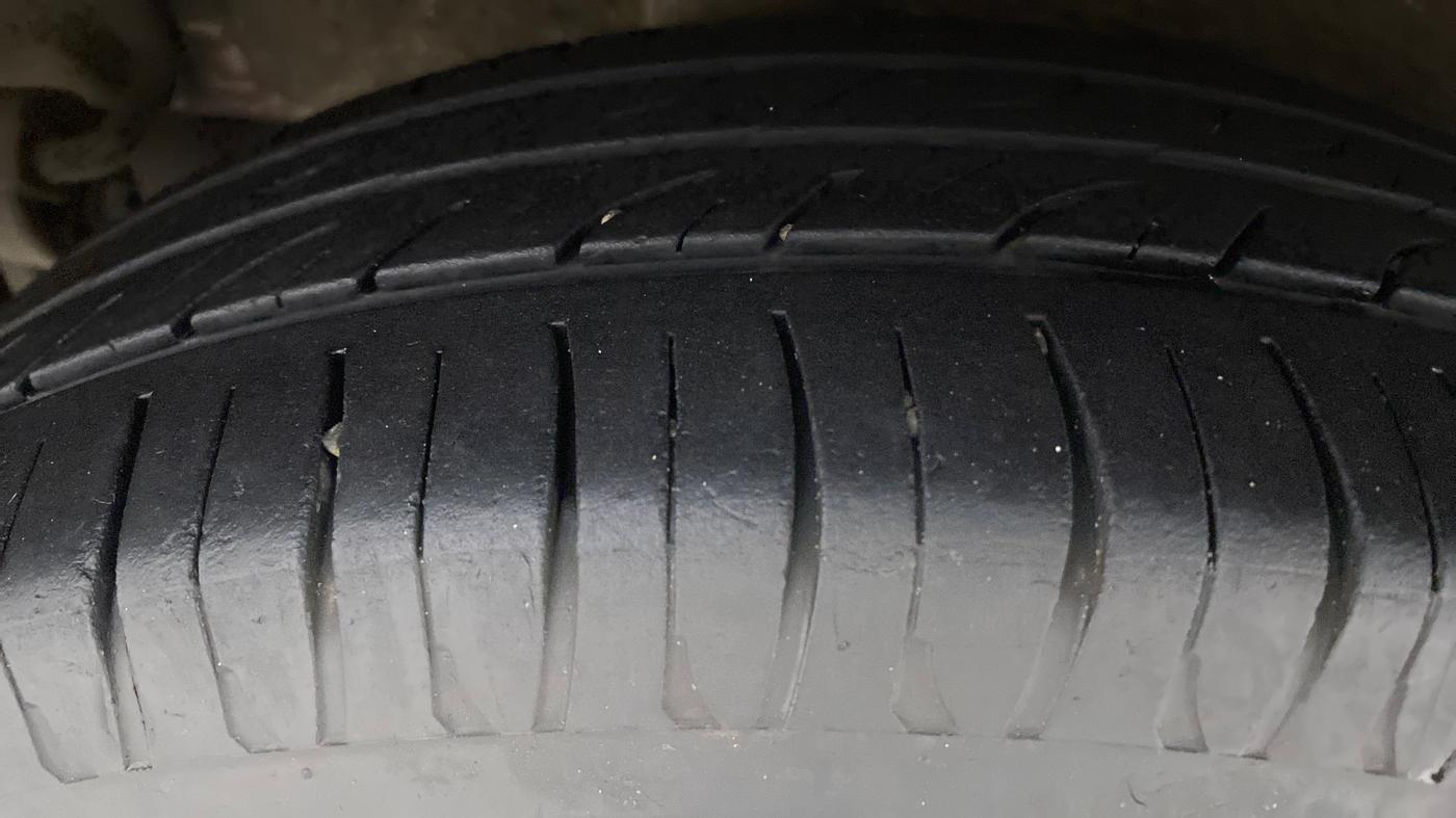 2017 Maruti Celerio VXI (O), Petrol, Manual, 79,509 km, Right Rear Tyre Tread