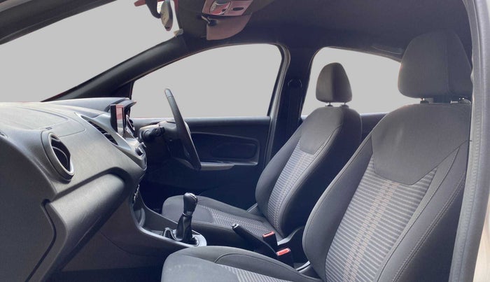 2018 Ford FREESTYLE TREND 1.2 PETROL, Petrol, Manual, 42,957 km, Right Side Front Door Cabin