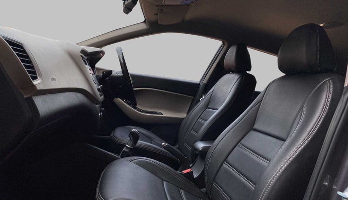 2015 Hyundai Elite i20 ASTA 1.4 CRDI, Diesel, Manual, 67,251 km, Right Side Front Door Cabin