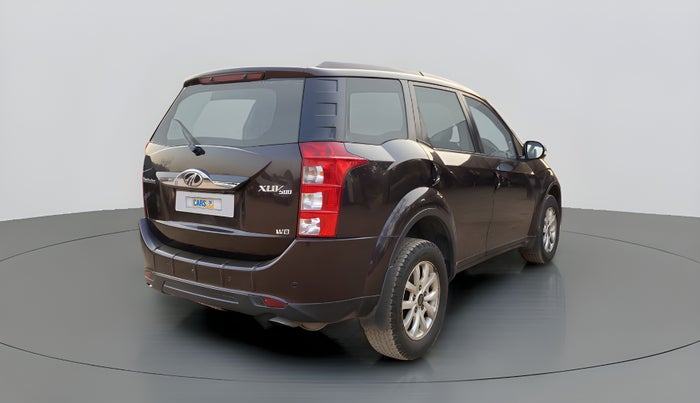 2015 Mahindra XUV500 W8, Diesel, Manual, 97,243 km, Right Back Diagonal