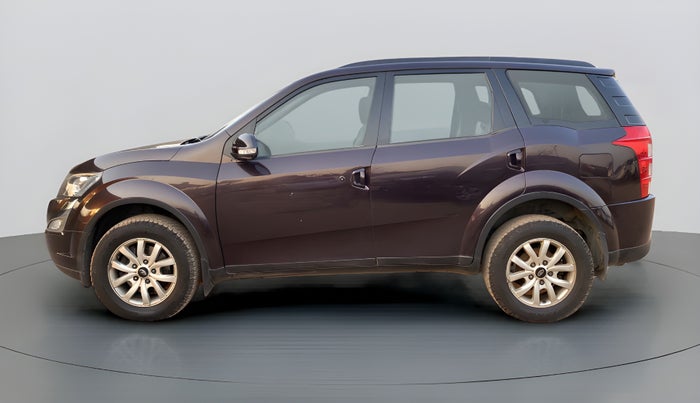 2015 Mahindra XUV500 W8, Diesel, Manual, 97,243 km, Left Side