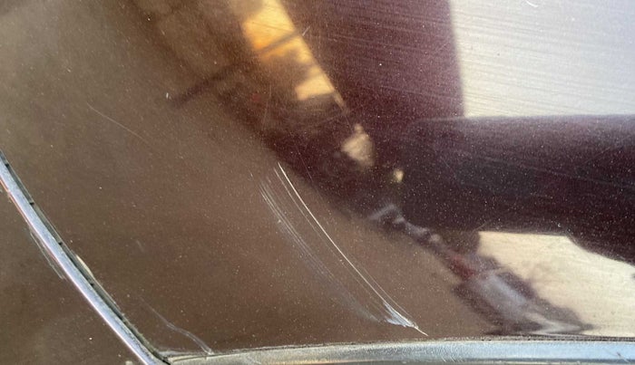 2015 Mahindra XUV500 W8, Diesel, Manual, 97,243 km, Left fender - Minor scratches
