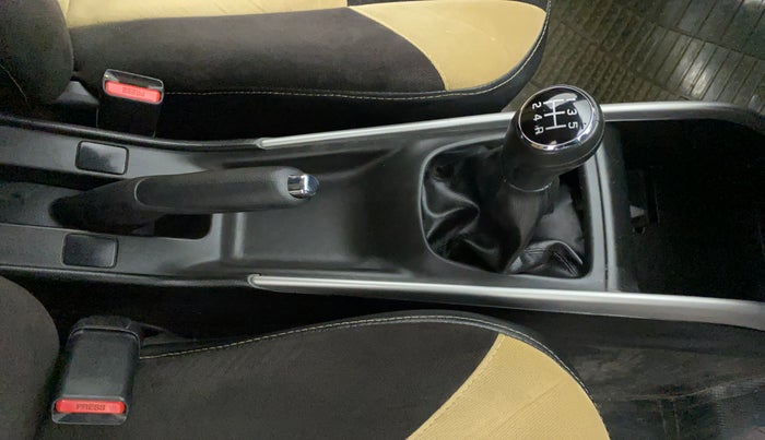 2017 Maruti Baleno DELTA PETROL 1.2, Petrol, Manual, 23,091 km, Gear Lever