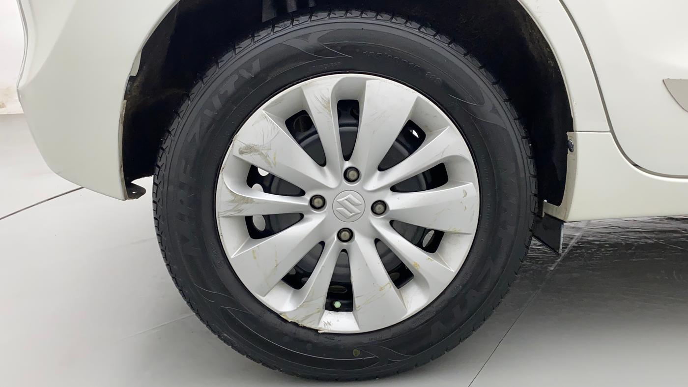 2017 Maruti Baleno DELTA PETROL 1.2, Petrol, Manual, 23,091 km, Right Rear Wheel