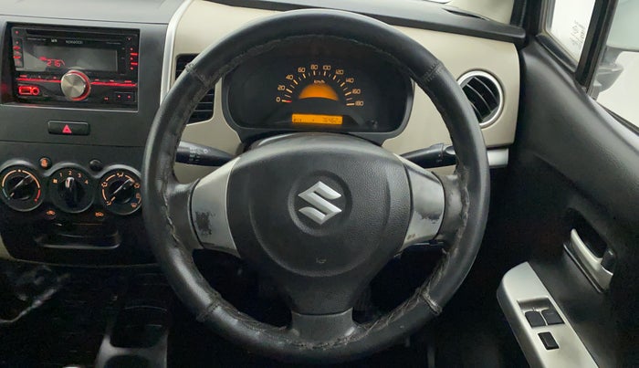 2014 Maruti Wagon R 1.0 LXI CNG, CNG, Manual, 76,560 km, Steering Wheel Close Up
