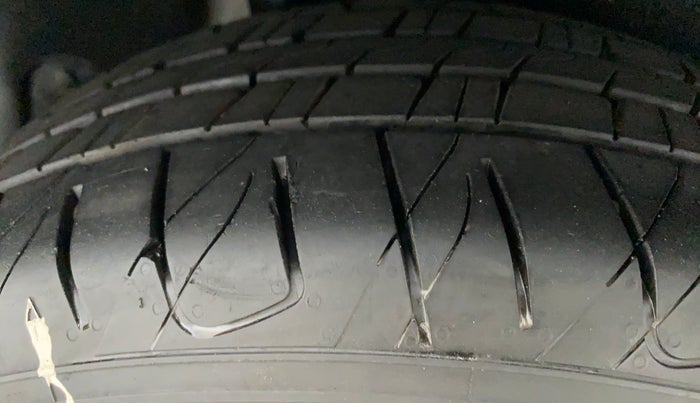 2020 Hyundai Creta SX MT, Diesel, Manual, 56,944 km, Right Rear Tyre Tread