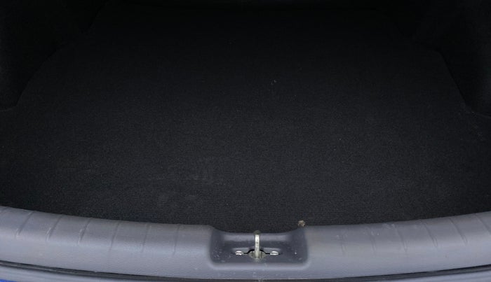 2020 Hyundai AURA SX 1.2 (O), Petrol, Manual, 9,197 km, Boot Inside