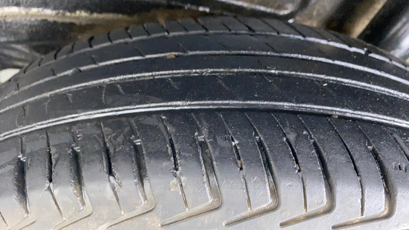 2022 Maruti New Wagon-R LXI CNG 1.0, CNG, Manual, 41,972 km, Left Rear Tyre Tread