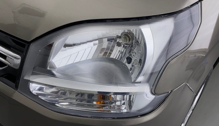 2022 Maruti New Wagon-R LXI CNG 1.0, CNG, Manual, 41,972 km, Left headlight - < 2 inches,no. = 2