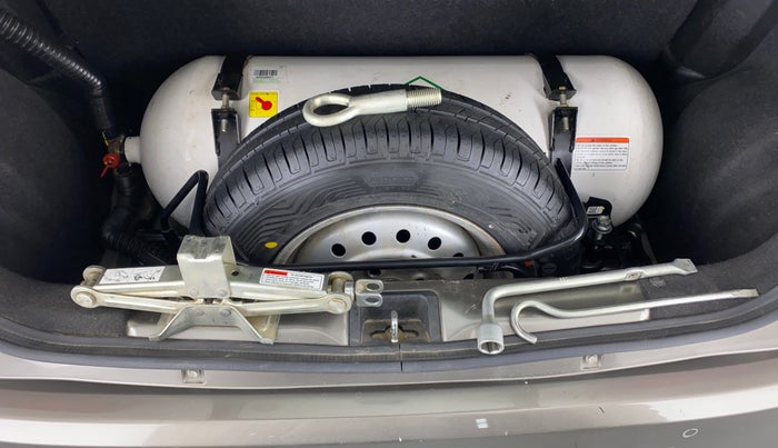 2022 Maruti New Wagon-R LXI CNG 1.0, CNG, Manual, 41,972 km, Spare Tyre