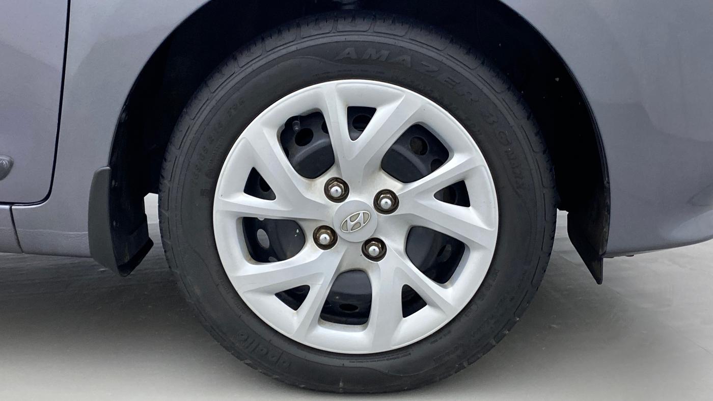 2019 Hyundai Grand i10 MAGNA 1.2 KAPPA VTVT, Petrol, Manual, 19,113 km, Right Front Wheel