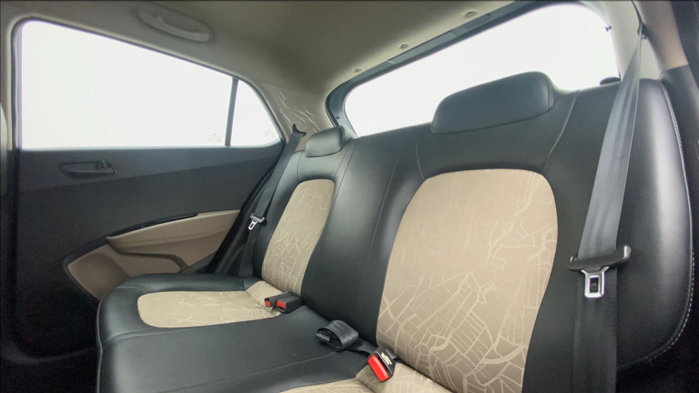 2019 Hyundai Grand i10 MAGNA 1.2 KAPPA VTVT, Petrol, Manual, 19,113 km, Right Side Rear Door Cabin