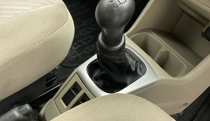 2019 Maruti Alto K10 VXI, Petrol, Manual, 26,094 km, Gear lever - Boot cover slightly torn