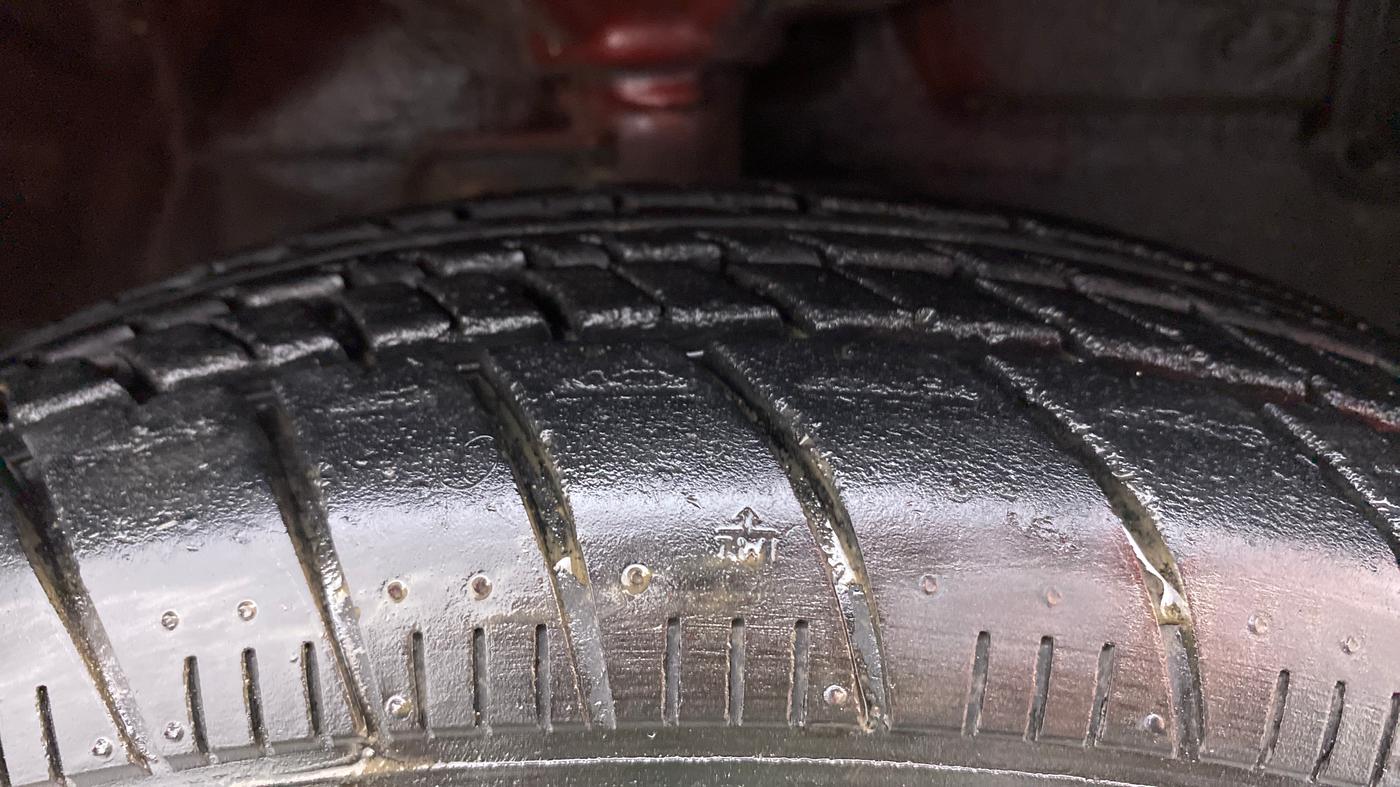 2012 Maruti A Star VXI, Petrol, Manual, 15,038 km, Right Front Tyre Tread