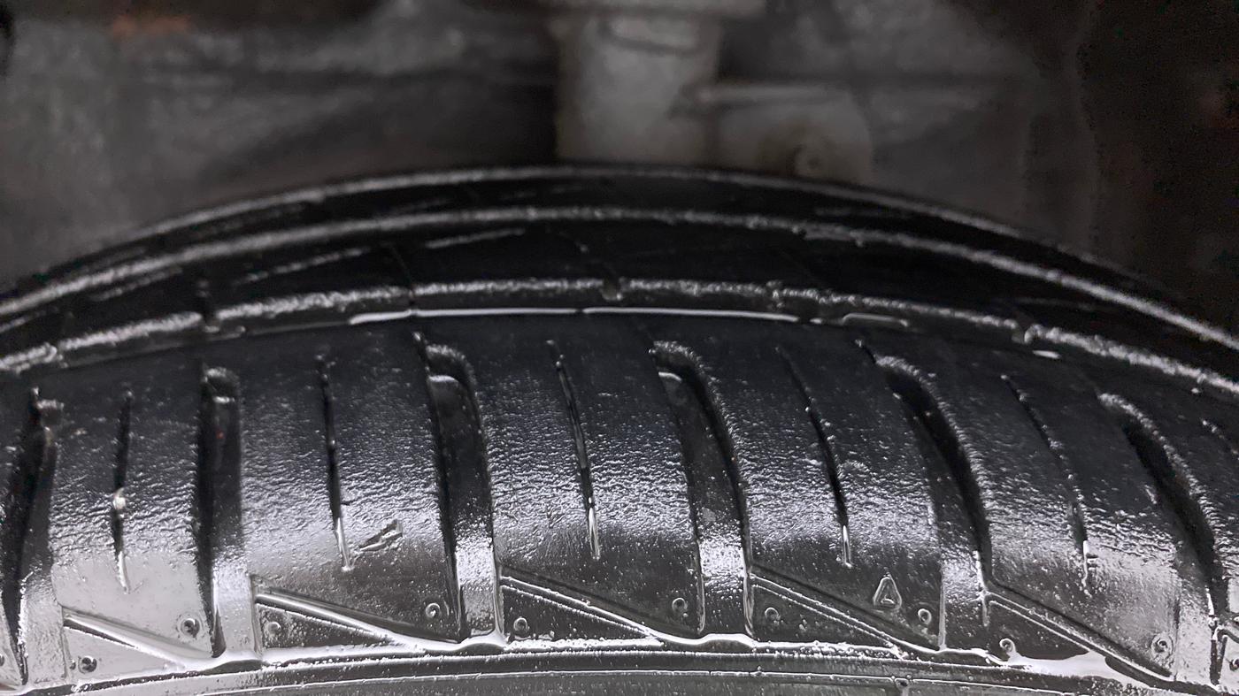 2012 Maruti A Star VXI, Petrol, Manual, 15,038 km, Left Front Tyre Tread