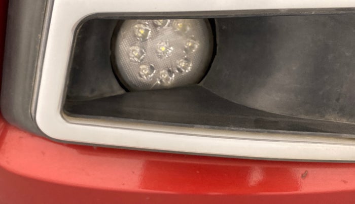 2019 Maruti Vitara Brezza VDI, Diesel, Manual, 86,649 km, Right fog light - Minor damage