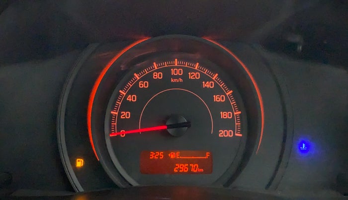 2021 Maruti Swift LXI, Petrol, Manual, 29,670 km, Odometer Image