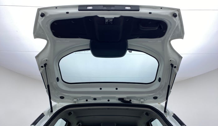 2022 Tata PUNCH ACCOMPLISHED DAZZLE PACK MT, Petrol, Manual, 3,348 km, Boot Door Open