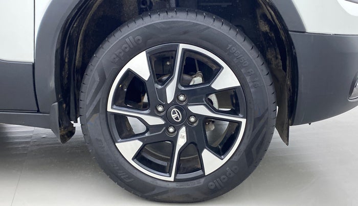 2022 Tata PUNCH ACCOMPLISHED DAZZLE PACK MT, Petrol, Manual, 3,348 km, Right Front Wheel